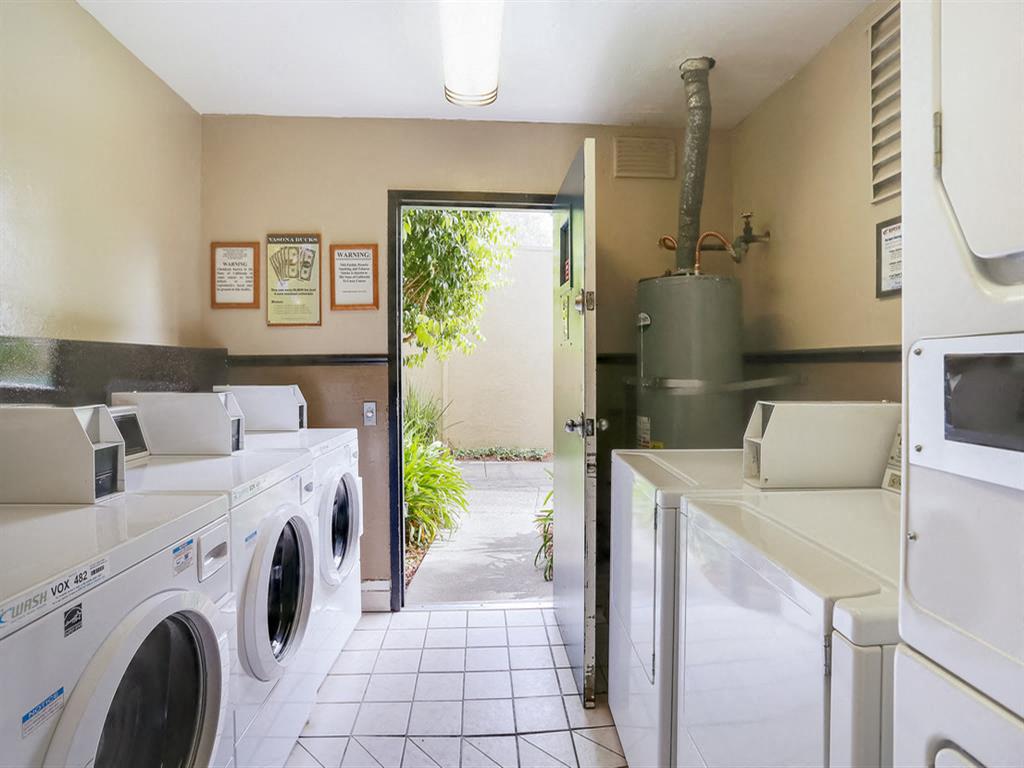 Apartments on Hesperian Blvd · Hayward photo 5